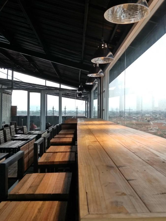 Idea'S Hotel Jalan Ibrahim Aji Bandung Exteriör bild